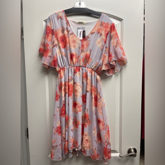 Haptics Floral Dress - Picture 1 of 3